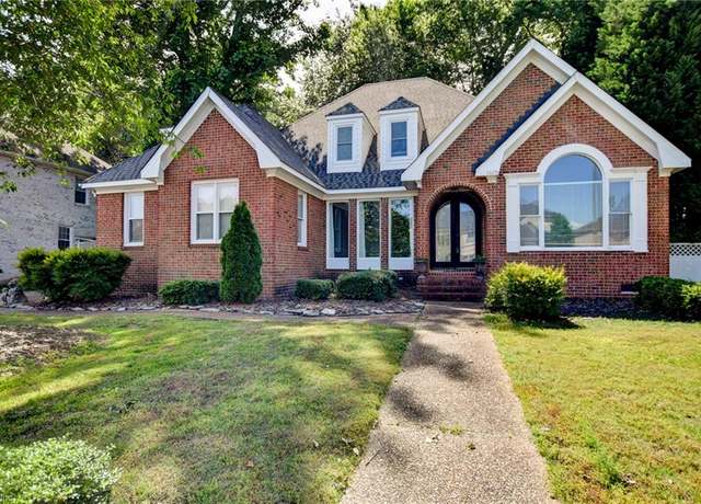 Property at 1029 Harwich Dr, Chesapeake, VA 23322, 4 beds, 3.5 baths