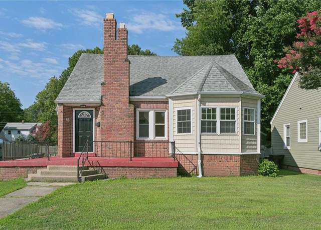 Property at 65 Locust Ave, Hampton, VA 23661, 4 beds, 2 baths