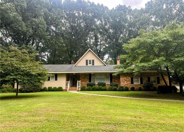 Property at 1108 Flobert Dr, Virginia Beach, VA 23464, 6 beds, 4 baths