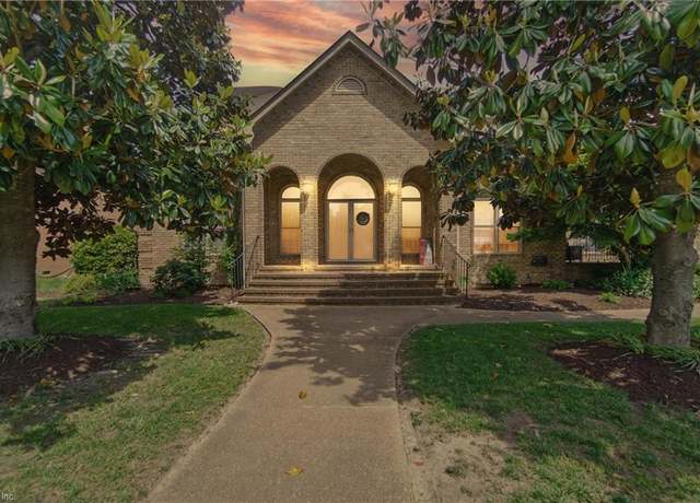 Property at 200 Avonlea Dr, Chesapeake, VA 23322, 5 beds, 4 baths