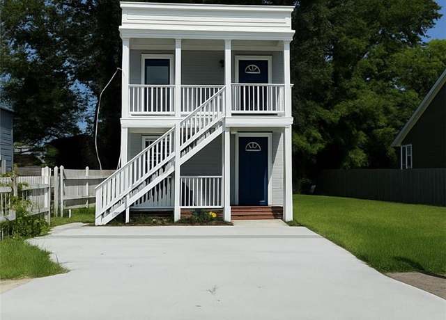 Property at 1215 Marshall Ave, Norfolk, VA 23504, 4 beds, 2 baths