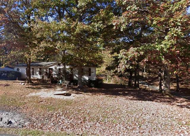 Property at 375 Plum Branch Rd, Lynchburg, VA 24502, 3 beds, 2 baths