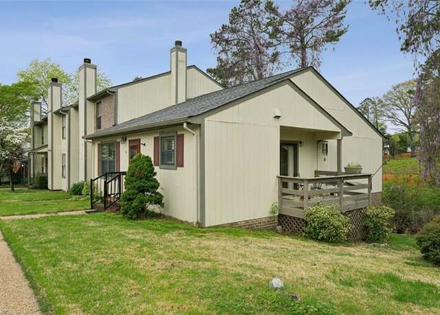 Property at 16 James Sq, Williamsburg, VA 23185, 3 beds, 3 baths