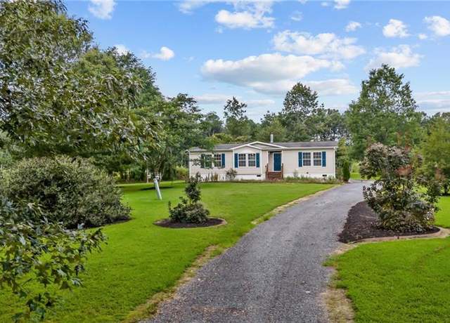 Property at 20117 Flatfoot Rd, Stony Creek, VA 23882, 3 beds, 2 baths