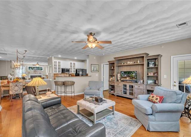 Property at 2841 Majestic Oak Ct, Virginia Beach, VA 23456, 3 beds, 2 baths