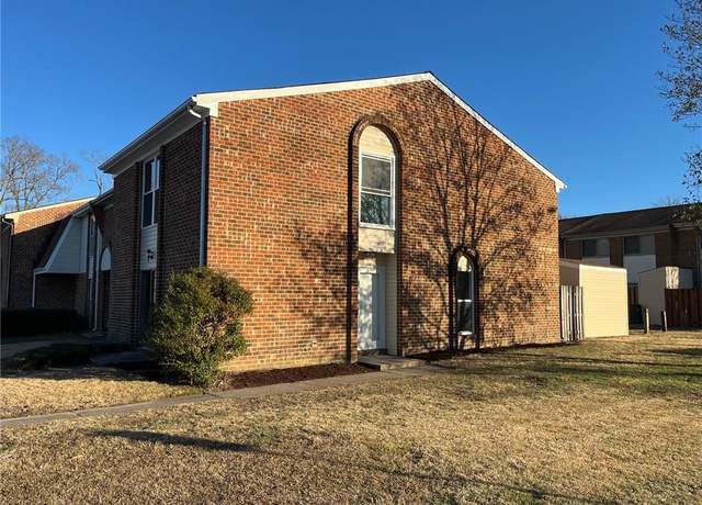 Property at 5015 Dunderdale Ct, Virginia Beach, VA 23462, 4 beds, 2.5 baths