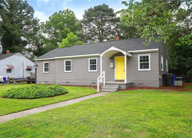 Property at 211 Ashburn Rd, Portsmouth, VA 23702, 3 beds, 2 baths