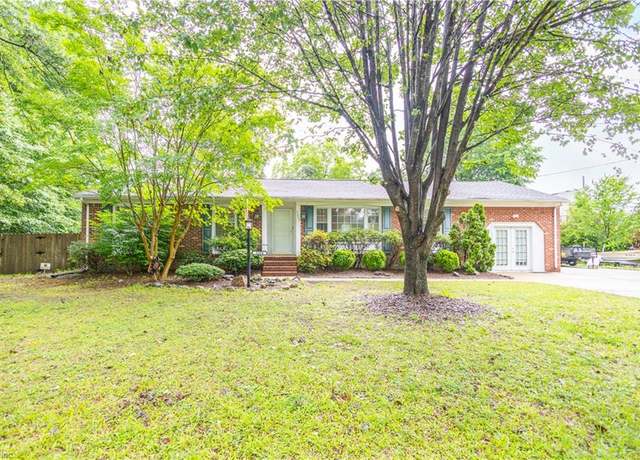 Property at 3204 Pioneer Ln, Chesapeake, VA 23323, 3 beds, 2 baths