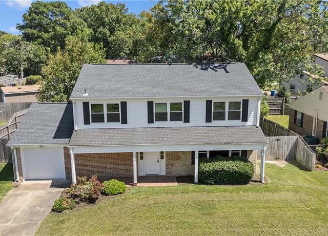 Property at 3752 Strathmoor Cir, Virginia Beach, VA 23452, 4 beds, 2.5 baths