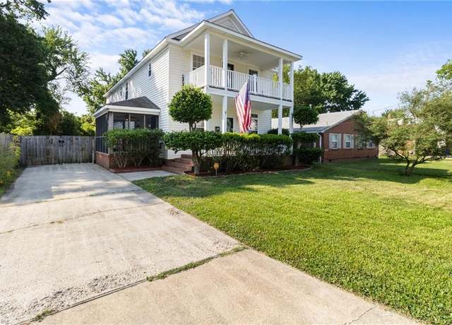 Property at 9434 Peachtree St, Norfolk, VA 23503, 4 beds, 2.5 baths