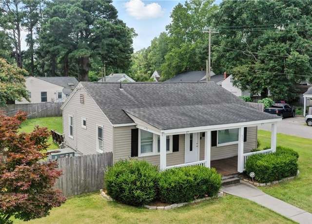Property at 4021 Clifford St, Portsmouth, VA 23707, 3 beds, 2 baths