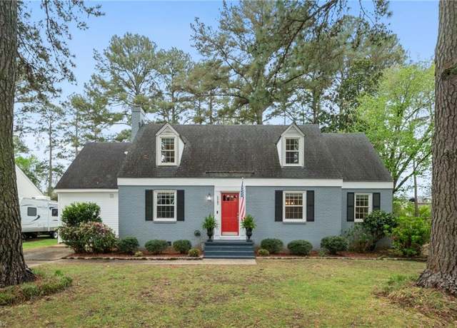 Property at 117 Causeway Dr, Chesapeake, VA 23322, 4 beds, 3 baths