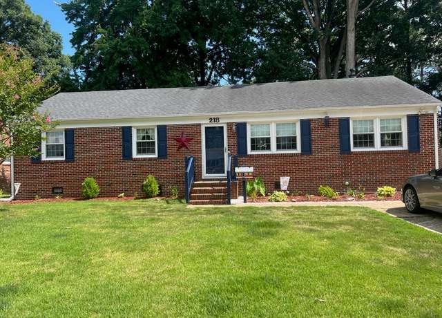 Property at 218 Albany Dr, Hampton, VA 23666, 3 beds, 2 baths
