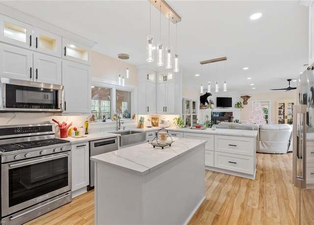 Property at 1513 Layden Cove Way, Virginia Beach, VA 23454, 4 beds, 3.5 baths