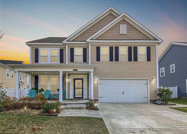 Property at 126 Bowman Dr, Suffolk, VA 23434, 4 beds, 3 baths