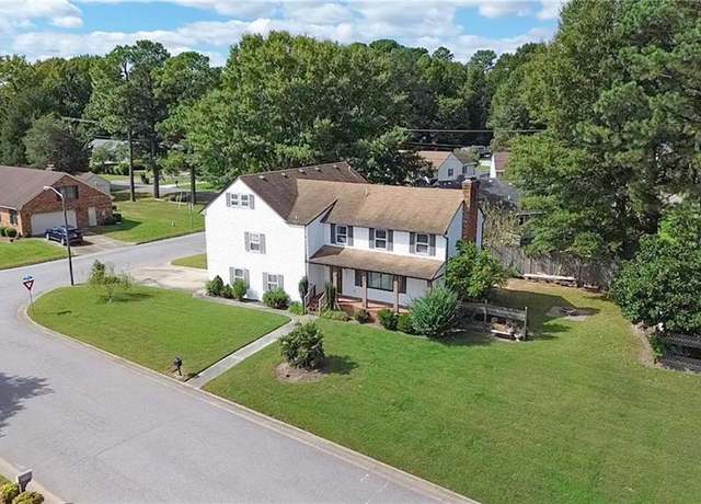 Property at 700 Pintail Ln, Chesapeake, VA 23323, 5 beds, 3 baths