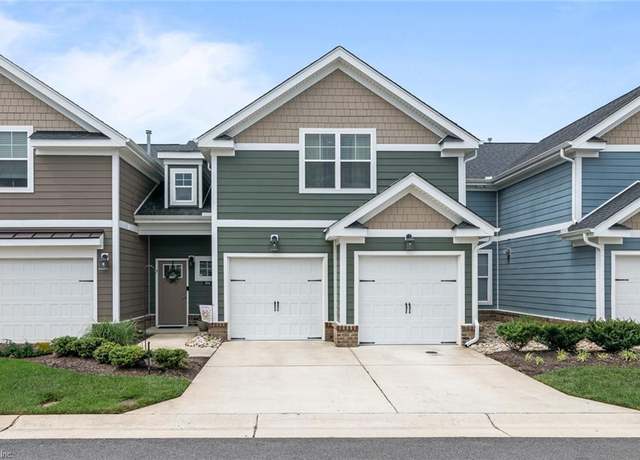 Property at 214 Retreat Dr, Suffolk, VA 23435, 4 beds, 3 baths
