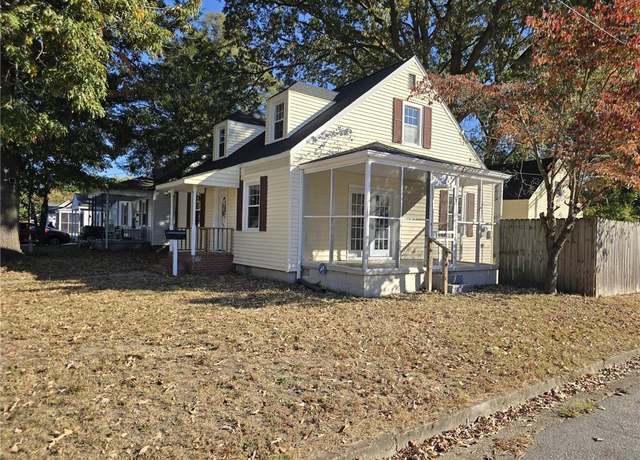 Property at 3413 Brighton St, Portsmouth, VA 23707, 3 beds, 2.5 baths