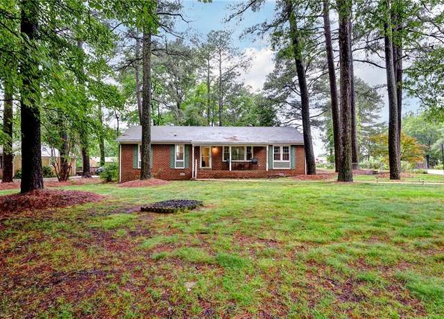 Property at 603 Pleasant St, Highland Springs, VA 23075, 4 beds, 1.5 baths