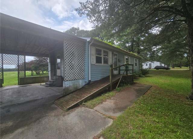 Property at 22284 Medicine Springs Rd, Courtland, VA 23837, 3 beds, 1 bath