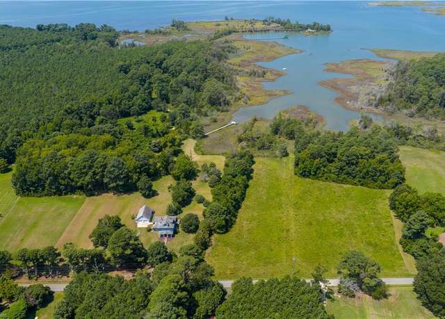 Property at 901 Circle Dr, Port Haywood, VA 23138, 3 beds, 3 baths