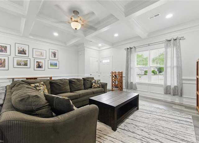 Property at 106 Silver Isles Blvd, Hampton, VA 23664, 5 beds, 3 baths