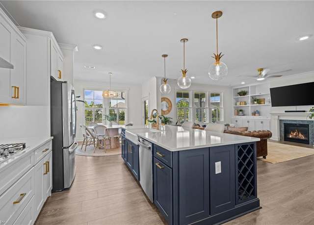 Property at 2964 Weston Loop, Virginia Beach, VA 23456, 6 beds, 4 baths