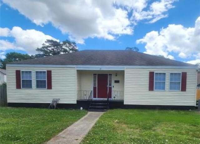 Property at 98 Harris Rd, Portsmouth, VA 23702, 3 beds, 3.5 baths