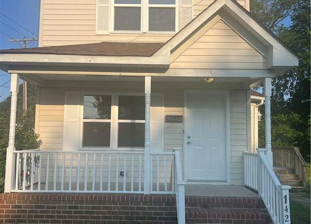 Property at 1428 Prentis Ave, Portsmouth, VA 23704, 3 beds, 2 baths