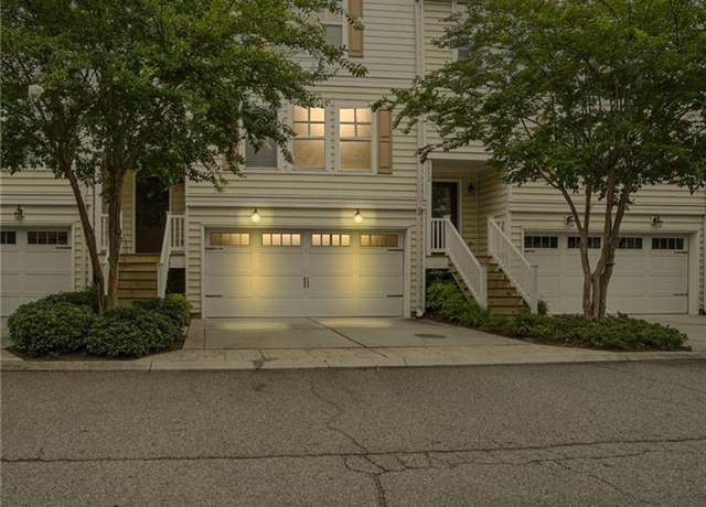 Property at 5556 Taylors Walke Ln, Virginia Beach, VA 23462, 3 beds, 2.5 baths