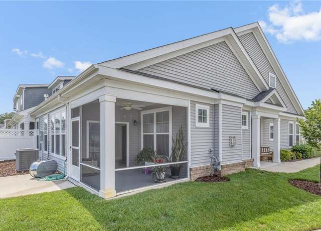 Property at 4639 Longleaf Pl, Chesapeake, VA 23321, 3 beds, 2.5 baths