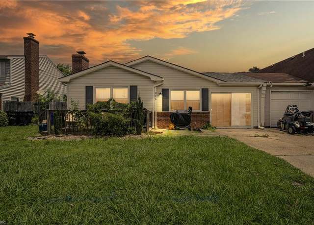 Property at 916 Spring Garden Ln, Virginia Beach, VA 23452, 4 beds, 2 baths