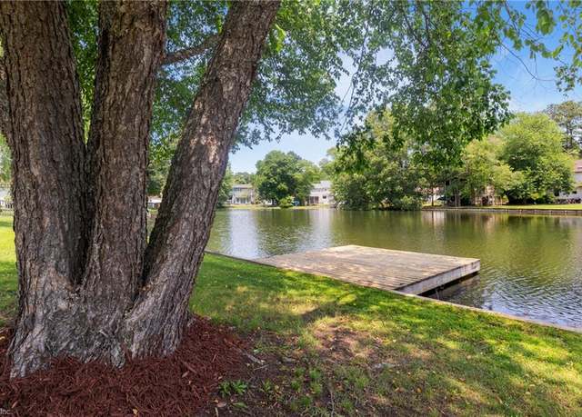 Property at 139 Brandywine Dr, Yorktown, VA 23692, 3 beds, 2.5 baths