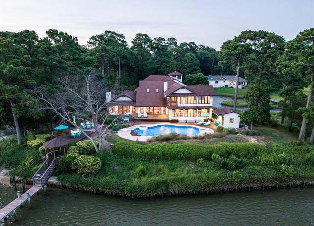 Property at 2612 Ridley Pl, Virginia Beach, VA 23454, 5 beds, 3 baths