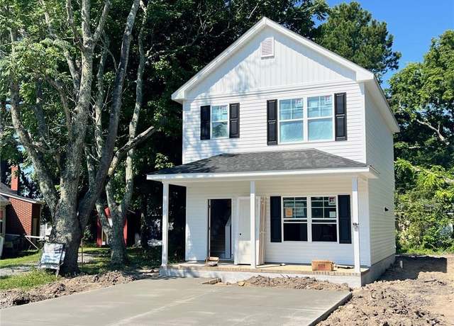 Property at 415 Culloden St, Suffolk, VA 23434, 3 beds, 1.5 baths