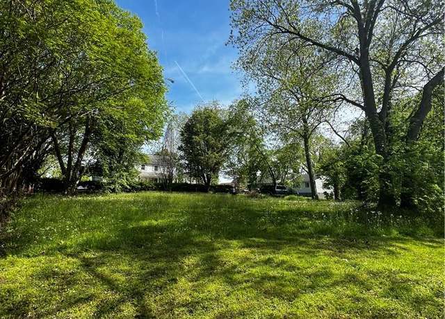 Property at 105 Prentiss Ln, Hampton, VA 23669