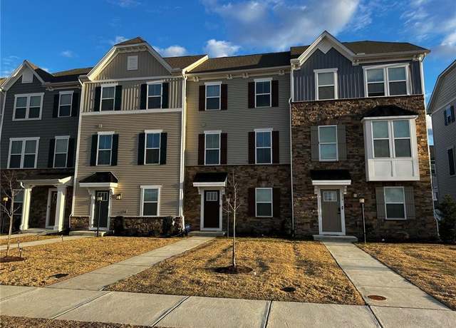 Property at 180 Jordan House Dr, Smithfield, VA 23430, 3 beds, 2.5 baths