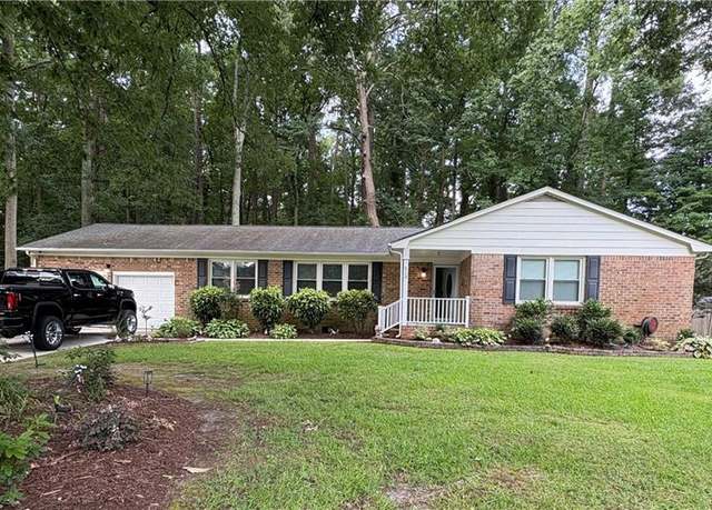 Property at 513 Lancelot Ct, Virginia Beach, VA 23464, 3 beds, 2 baths