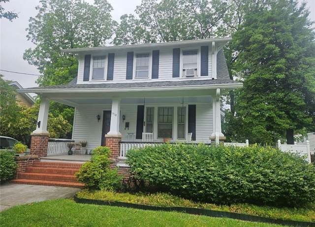 Property at 1712 Mathews Ter, Portsmouth, VA 23704, 2 beds, 1 bath