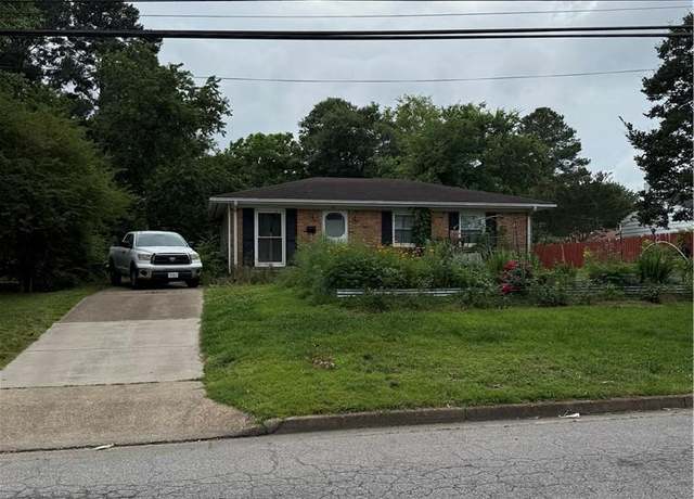 Property at 807 Cherokee Rd, Portsmouth, VA 23701, 3 beds, 1 bath