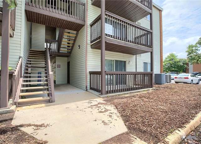 Property at 306 Wells Ct #2, Hampton, VA 23666, 2 beds, 1 bath