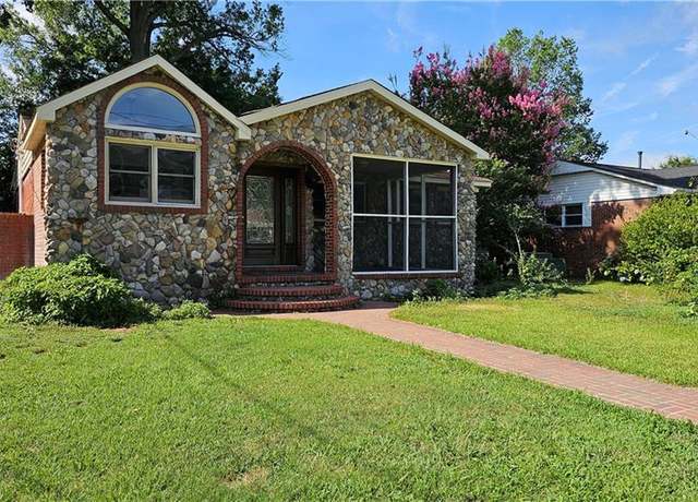 Property at 631 Mclean St, Portsmouth, VA 23701, 3 beds, 1 bath