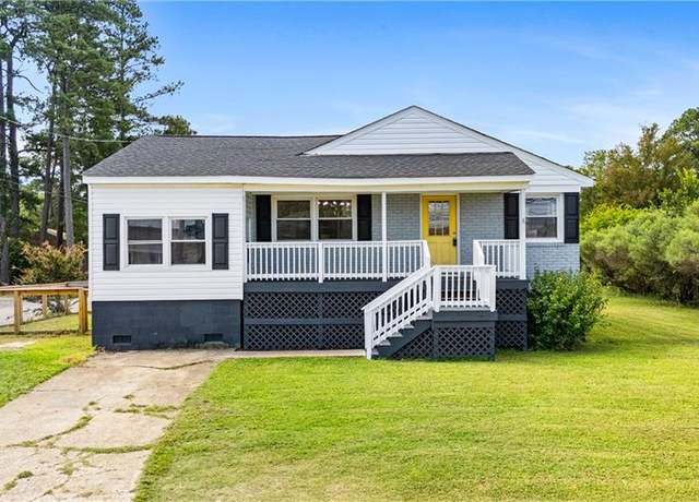 Property at 1182 Poquoson Ave, Poquoson, VA 23662, 3 beds, 2.5 baths