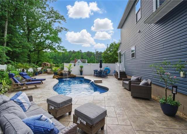 Property at 2411 S Battlefield Blvd, Chesapeake, VA 23322, 5 beds, 3 baths
