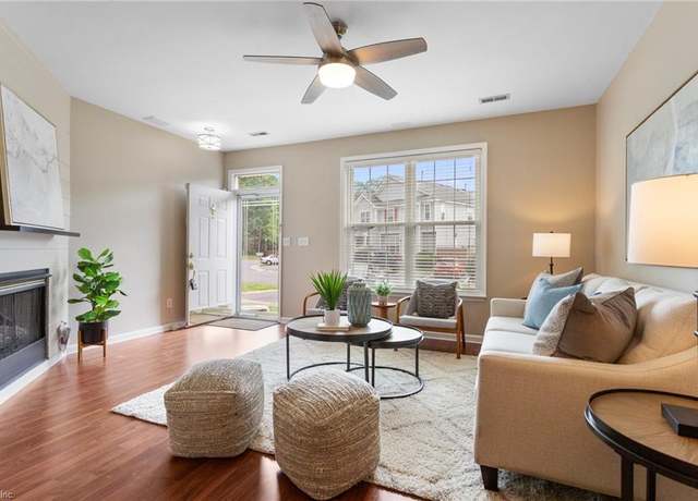 Property at 711 Windbrook Cir, Newport News, VA 23606, 2 beds, 2.5 baths
