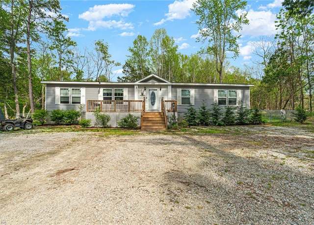 Property at 4453 Ennisdale Dr, Smithfield, VA 23430, 3 beds, 2 baths