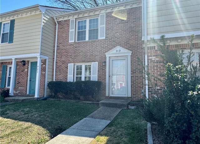 Property at 919 Ketch Ct, Chesapeake, VA 23320, 2 beds, 1.5 baths