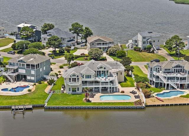 Property at 344 Back Bay Cres, Virginia Beach, VA 23456, 7 beds, 5.5 baths