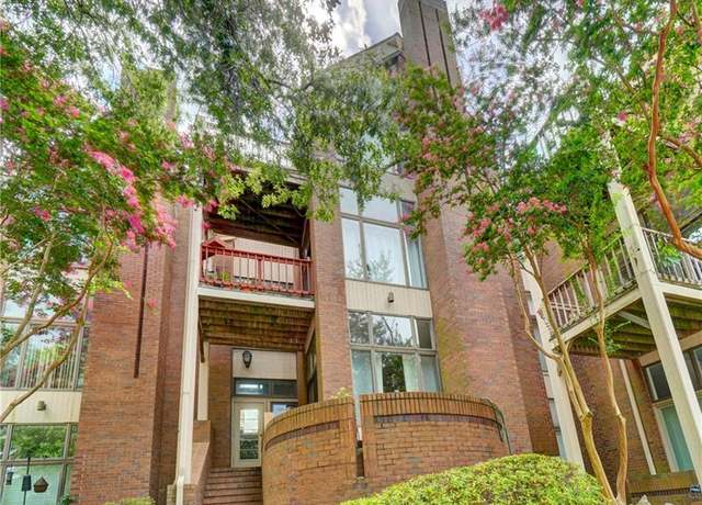 Property at 696 Mowbray Arch #460, Norfolk, VA 23507, 1 bed, 1 bath