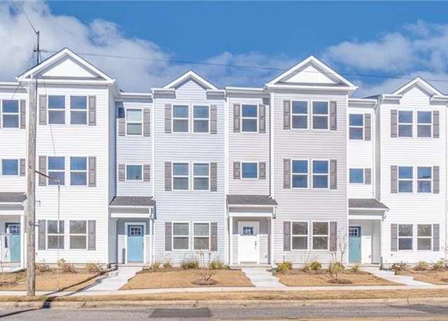 Property at 704 Fishermans Rd, Norfolk, VA 23503, 4 beds, 3 baths